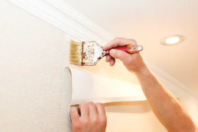 Pose de papier peint à Avezé — revêtements muraux et toiles de verre